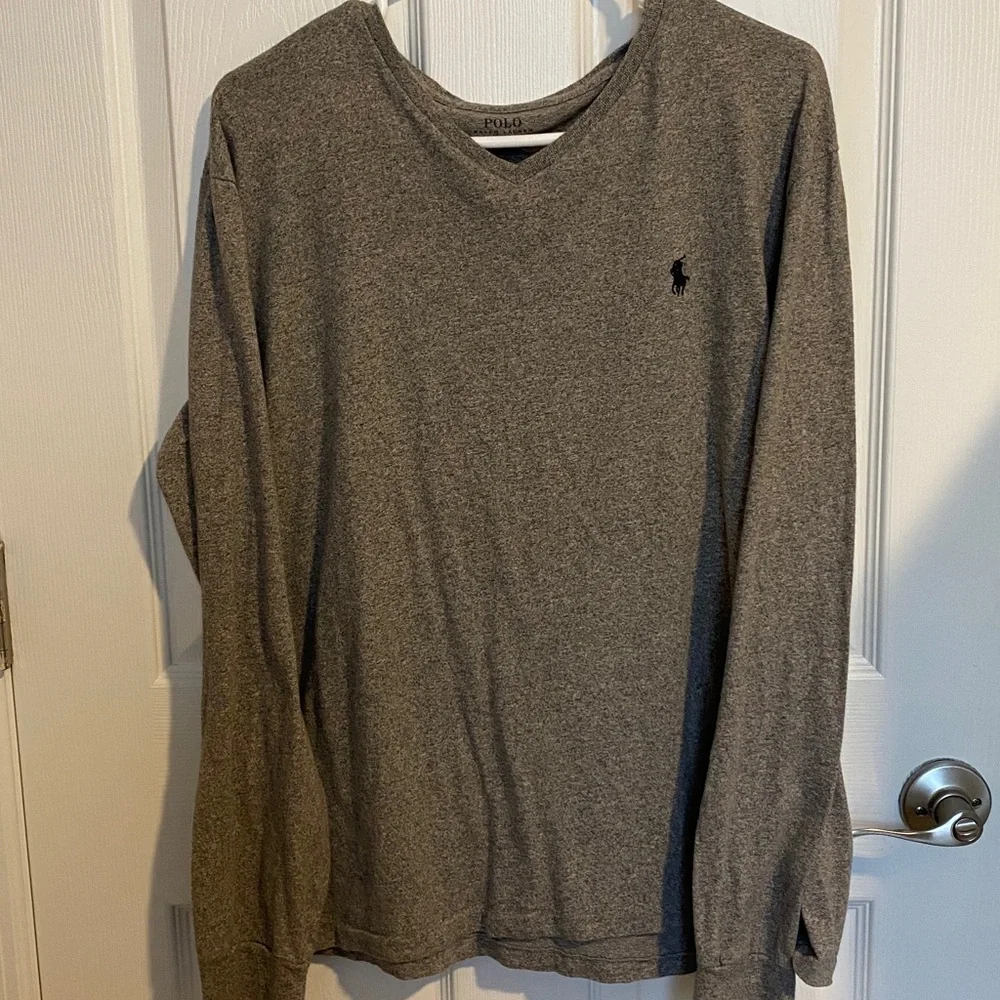 Polo Ralph Lauren Heather Gray V-Neck shirt